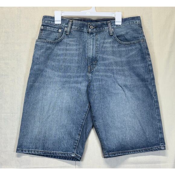 Levi’s 569 Men’s Shorts Light Wash Size 33 - Picture 1 of 12